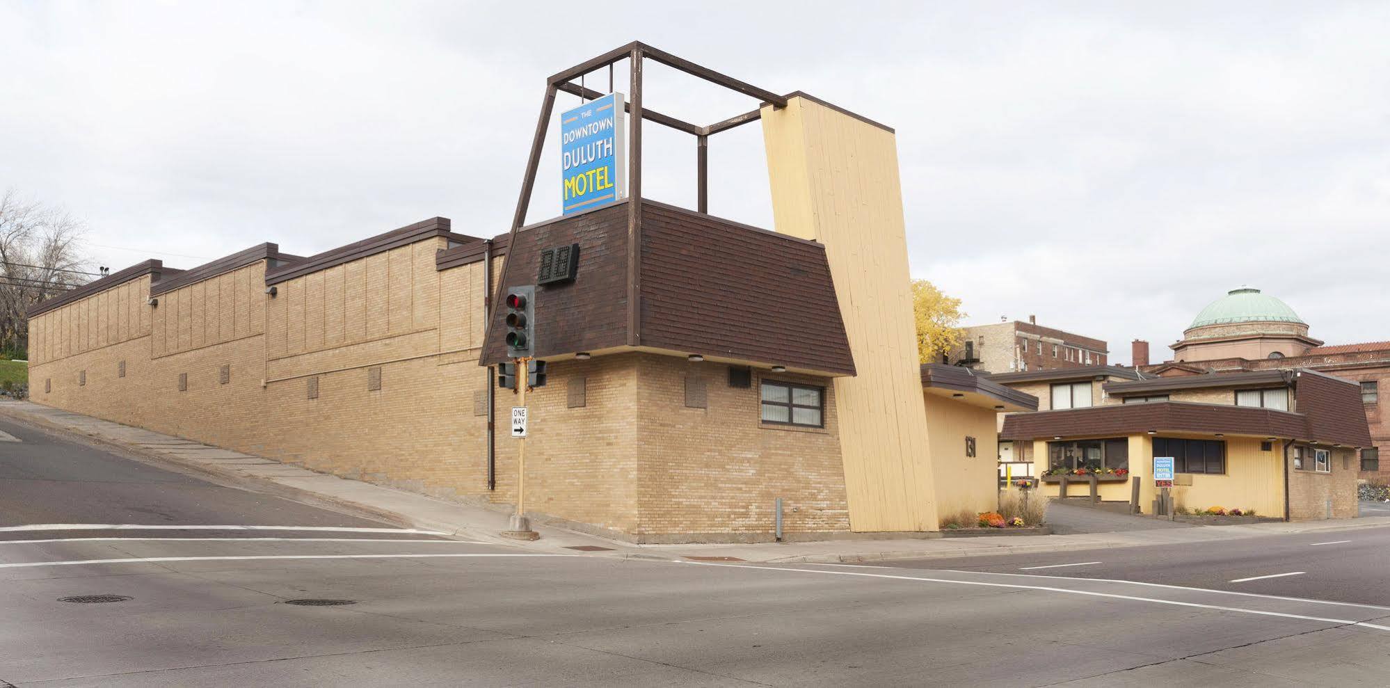 Downtown Duluth Inn Bagian luar foto
